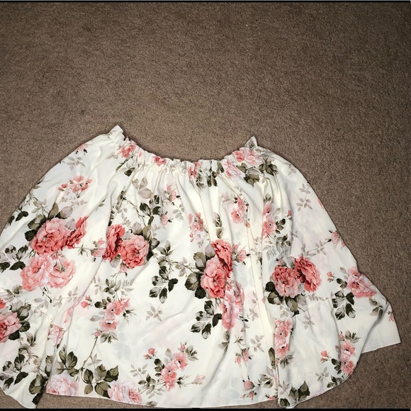 Off the shoulder Top - Picture 1 of 1